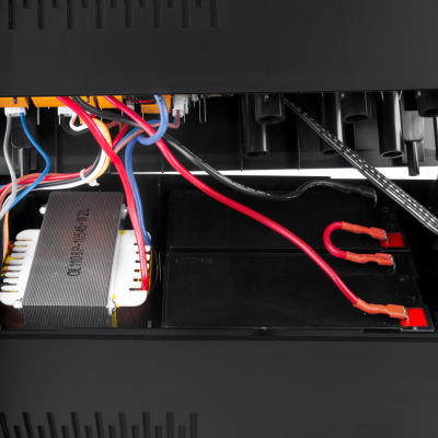 Лінійно-інтерактивне ДБЖ LPM-1100VA-P (770Вт) Лінійно-інтерактивне ДБЖ LPM-1100VA-P (770Вт)