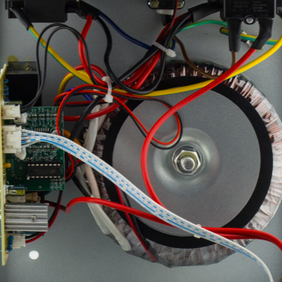 Стабилизатор напряжения LP-W-3500RD (2100Вт / 7 ступ) Стабилизатор напряжения LP-W-3500RD (2100Вт / 7 ступ)